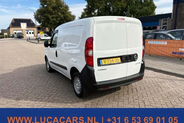 Opel Combo (2017) thumbnail 4
