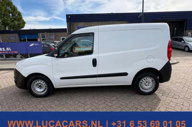 Opel Combo (2017) thumbnail 5