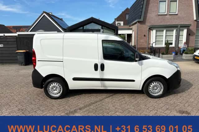 Opel Combo (2017) thumbnail 6