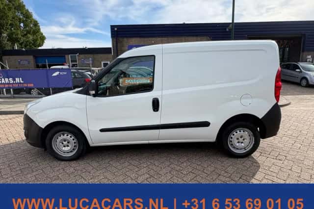 Opel Combo (2017) thumbnail 5