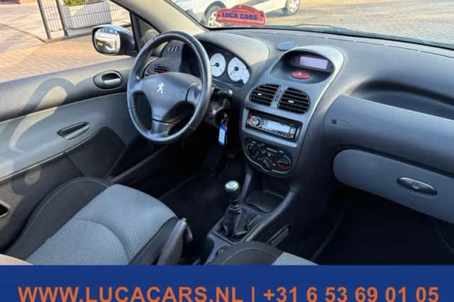 Peugeot 206 (2004) thumbnail 2