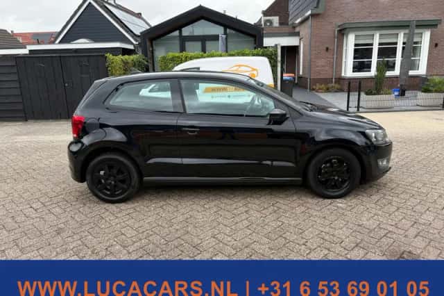 Volkswagen Polo (2010) thumbnail 5