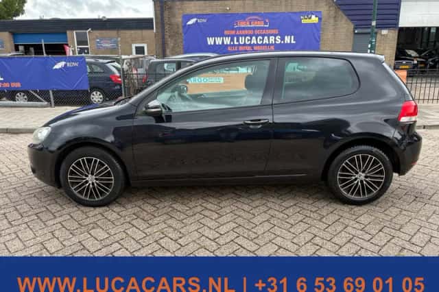 Volkswagen Golf (2010) thumbnail 6