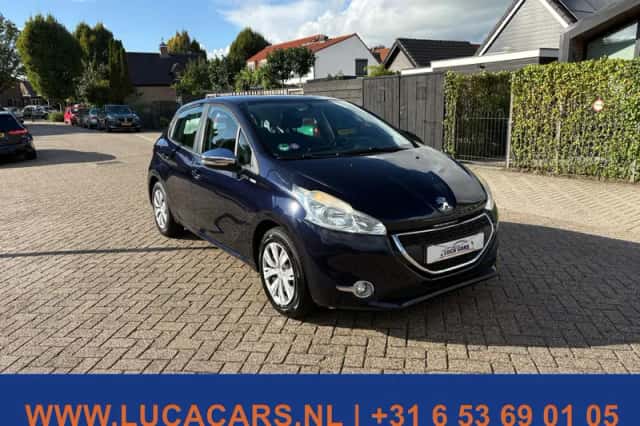 Peugeot 208 (2013) thumbnail 2