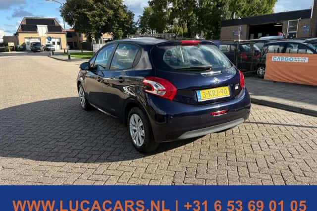 Peugeot 208 (2013) thumbnail 3