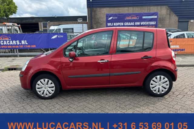 Renault Modus (2006) thumbnail 6