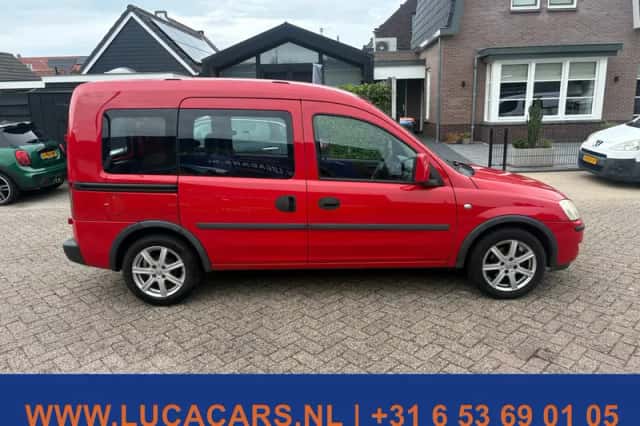 Opel Combo Tour (2009) thumbnail 5