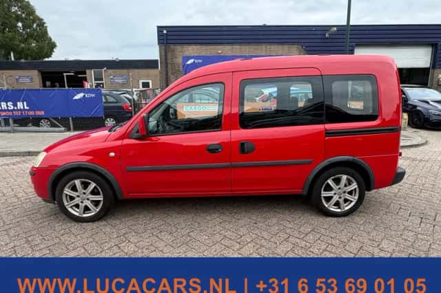 Opel Combo Tour (2009) thumbnail 6