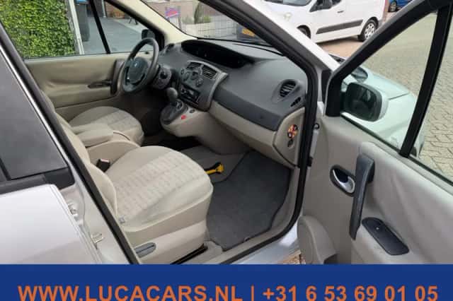 Renault Scénic (2005) thumbnail 6