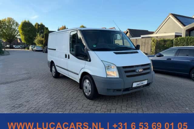 Ford Transit (2011) thumbnail 2