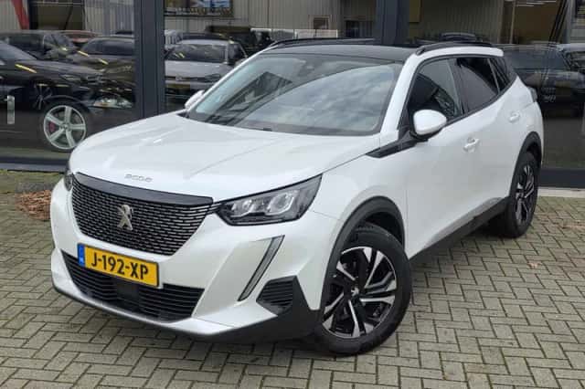 Peugeot 2008 (2020) thumbnail 3
