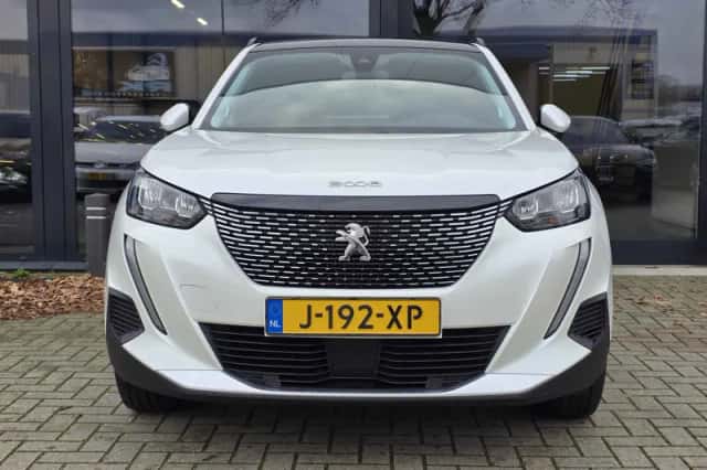 Peugeot 2008 (2020) thumbnail 4
