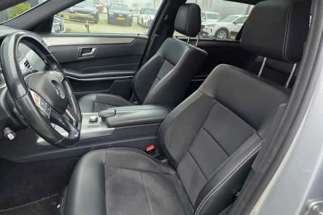 Mercedes-Benz E-Klasse (2014) thumbnail 2