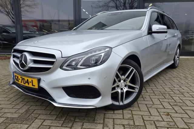 Mercedes-Benz E-Klasse (2014) thumbnail 4