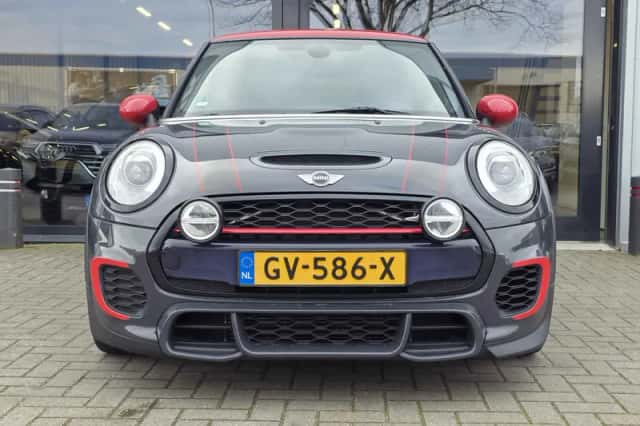 MINI John Cooper Works (2015) thumbnail 3