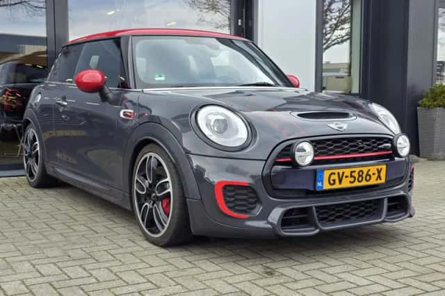 MINI John Cooper Works (2015) thumbnail 4