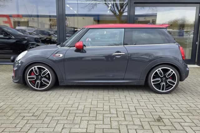 MINI John Cooper Works (2015) thumbnail 5