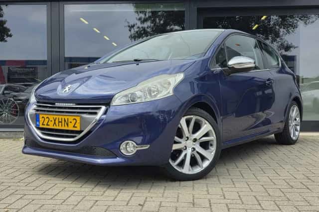 Peugeot 208 (2012) thumbnail 1