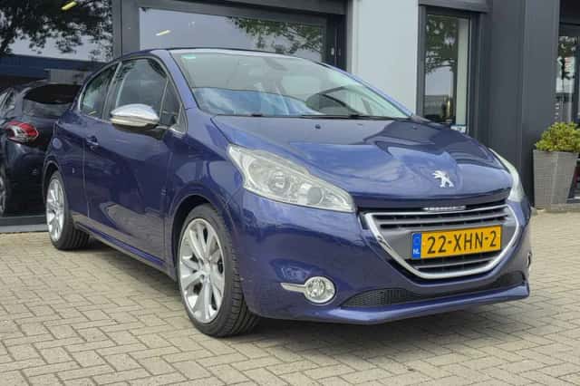 Peugeot 208 (2012) thumbnail 6