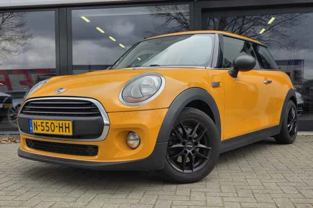 MINI One (2014) thumbnail 1