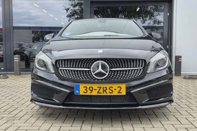 Mercedes-Benz A-Klasse (2013) thumbnail 4