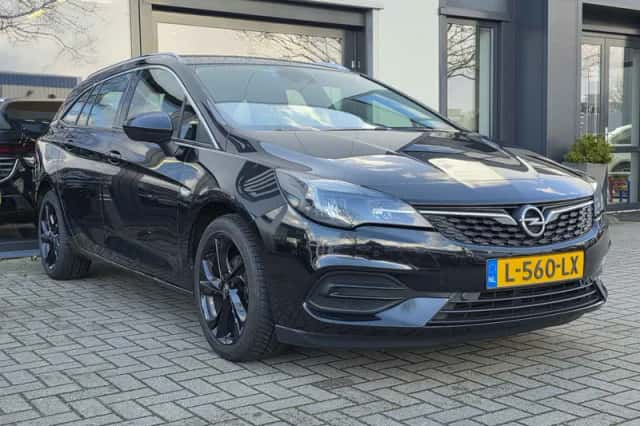 Opel Astra (2021) thumbnail 4