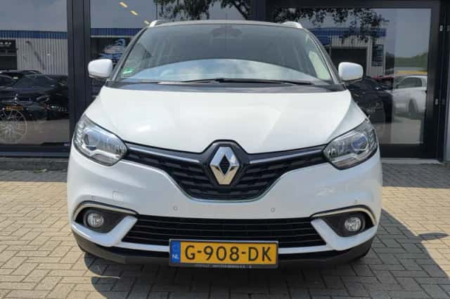 Renault Grand Scénic (2017) thumbnail 4