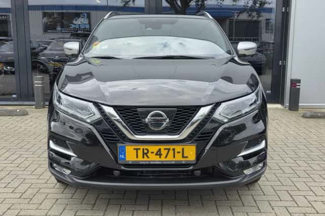 Nissan Qashqai (2018) thumbnail 4