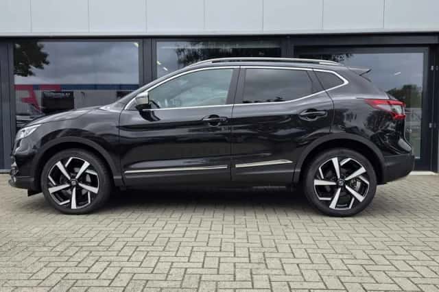 Nissan Qashqai (2018) thumbnail 6