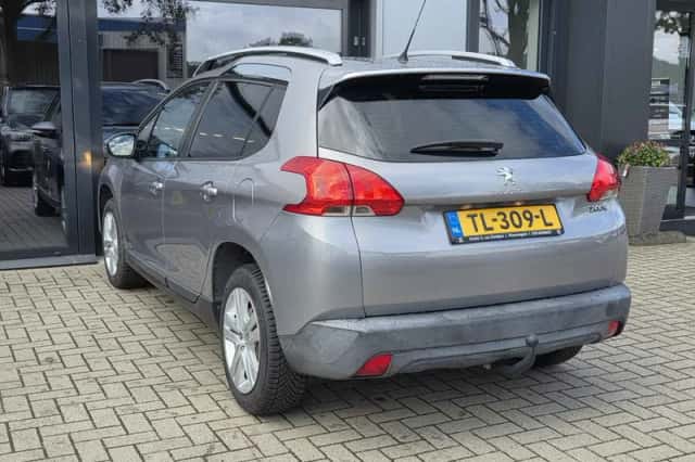 Peugeot 2008 (2013) thumbnail 5