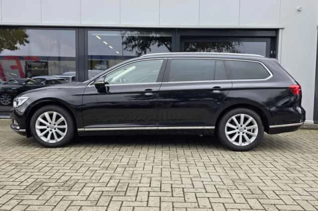 Volkswagen Passat (2016) thumbnail 6