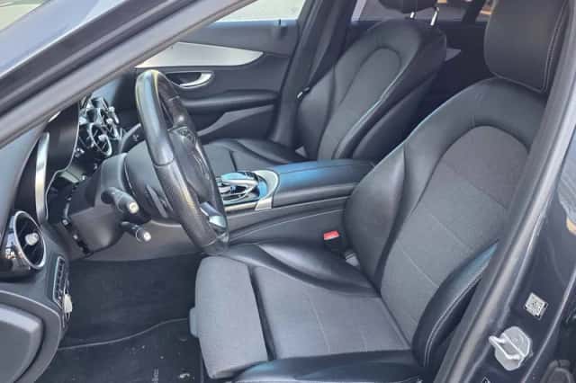 Mercedes-Benz C-Klasse (2015) thumbnail 2