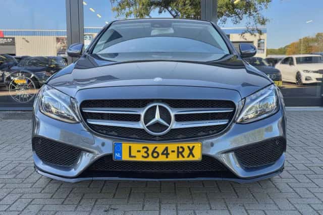 Mercedes-Benz C-Klasse (2015) thumbnail 4