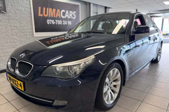 BMW 5-Serie (2009) thumbnail 3