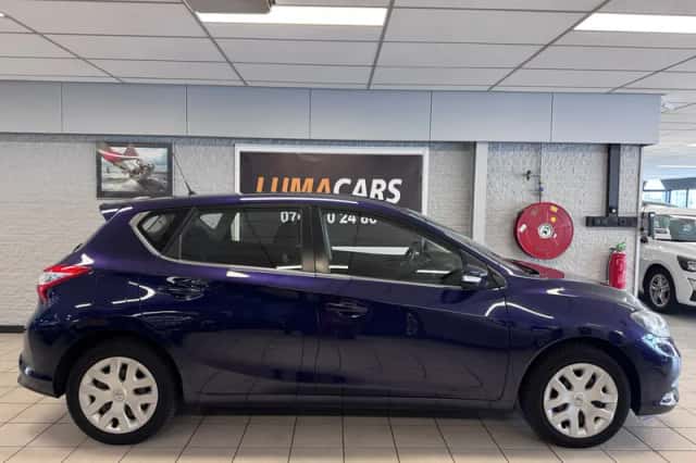 Nissan Pulsar (2018) thumbnail 4