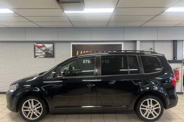 Volkswagen Touran (2010) thumbnail 5