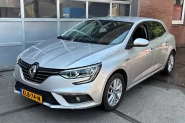 Renault Mégane (2016) thumbnail 1
