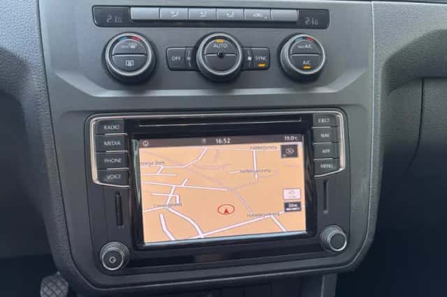 Volkswagen Caddy (2019) thumbnail 4