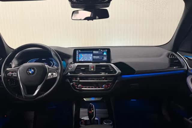 BMW X3 (2021) thumbnail 3