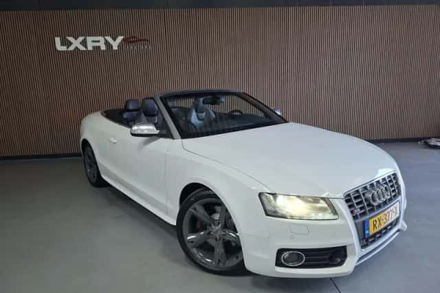 Audi S5 (2011) thumbnail 4