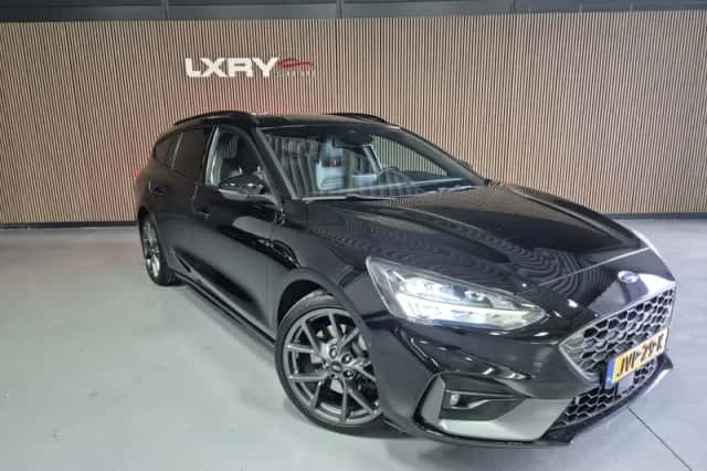 Ford Focus (2020) thumbnail 3