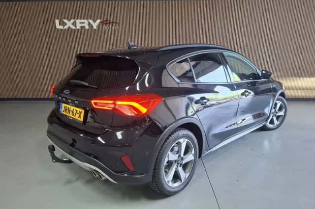 Ford Focus (2020) thumbnail 5