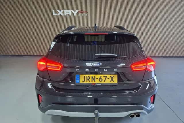 Ford Focus (2020) thumbnail 6