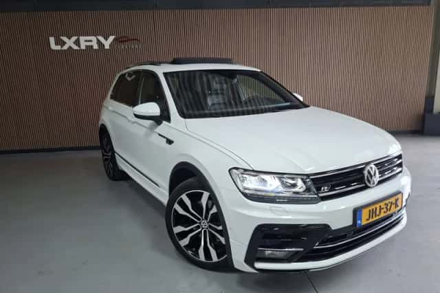 Volkswagen Tiguan (2017) thumbnail 3