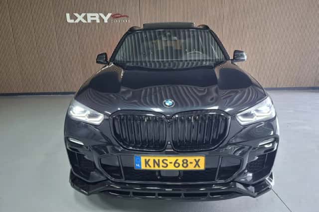 BMW X5 (2020) thumbnail 2
