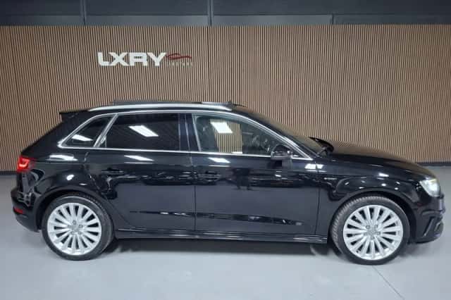 Audi A3 (2015) thumbnail 4