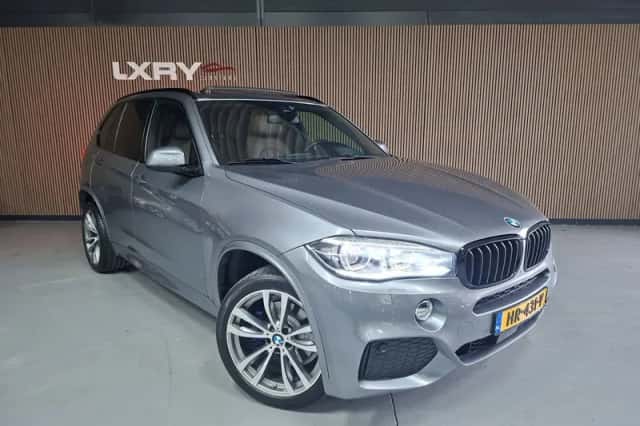 BMW X5 (2015) thumbnail 3