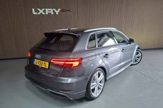 Audi A3 (2019) thumbnail 5