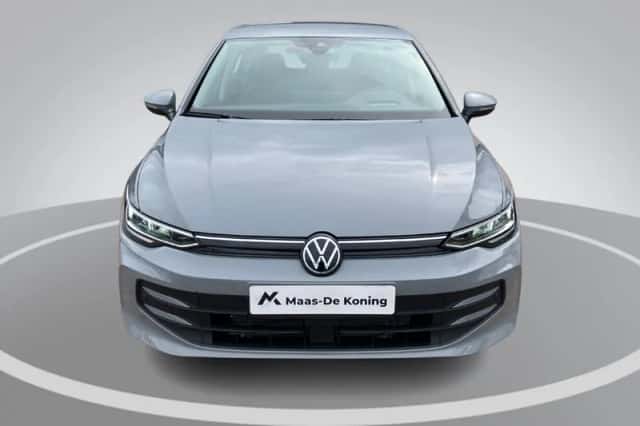 Volkswagen Golf (2025) thumbnail 4
