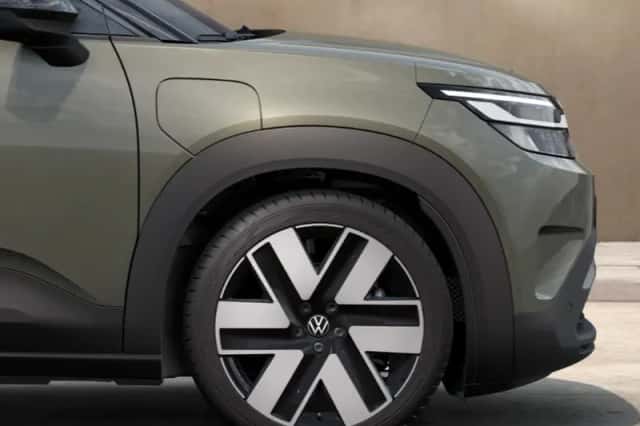 Volkswagen ID. Cross (2026) thumbnail 3